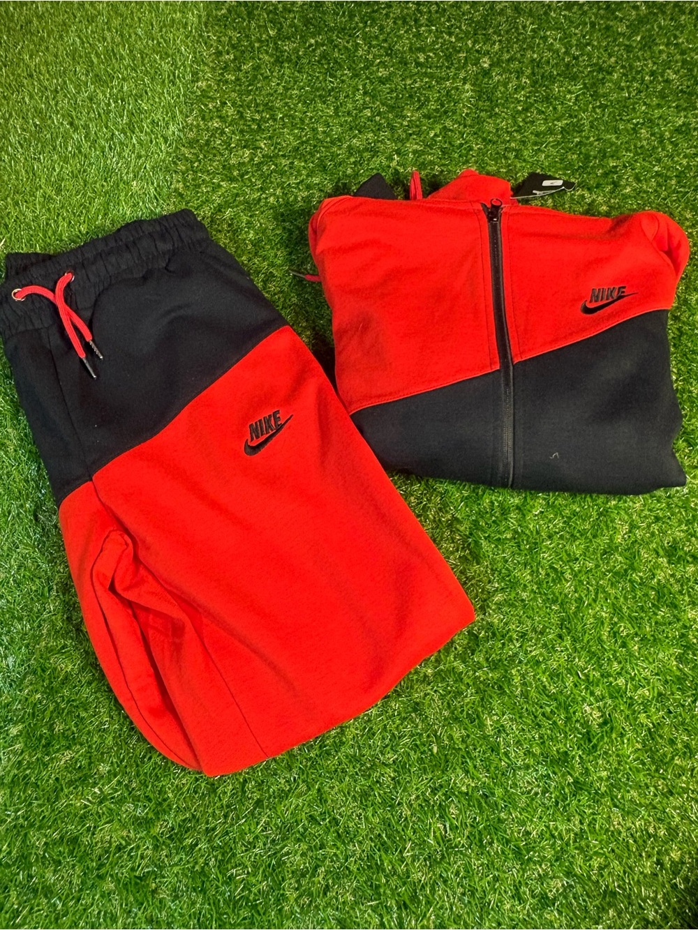 Nike Tech mens Red and Black Colorblock Sweatsuit
